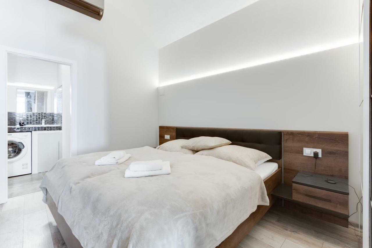 New Moderated Školská Apartment Praga Exterior foto